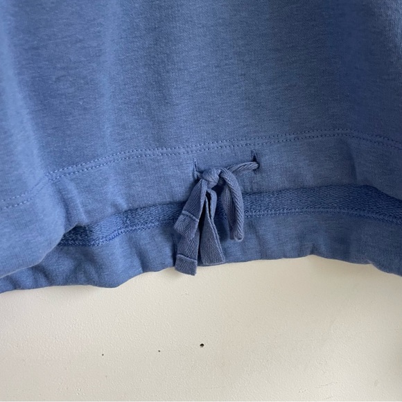 Sweatshirt - Picture 2 of 4